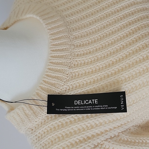 NWT Venus Women Loose Knitted Light Cream Crew Neck Distressed Sweater Size M - Picture 9 of 11